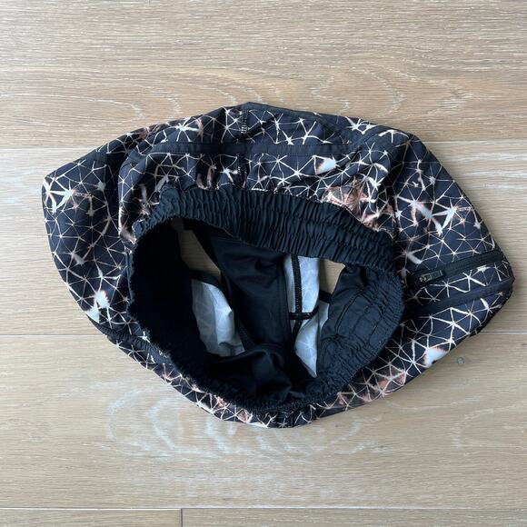 Lululemon Tracker Short III 4-way Stretch Star Crushed Multi / Black sz 6 - Picture 4 of 6